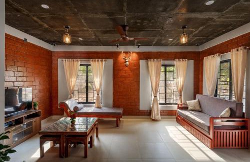 Denkanikota Villa | Alphanso Stays by StayJadePrivate PoolBBQ