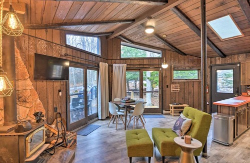 Alpine Lake Cabin | Alpine Lake Cabin: Mountain Resort w/Lake Access