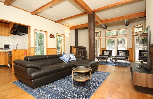 Iida Ski Chalet | Alpine Tenshi Villa