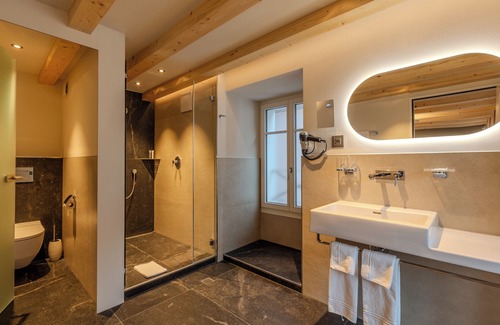 Central Interlaken Hostel | Alplodge Interlaken - Hostel
