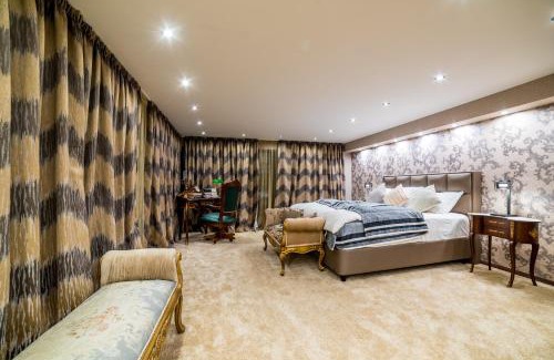 Mladenovac Villa | Alrawda Resort