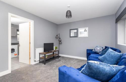 Stanley House | Alt-Stay Accommodation - Lofthouse, Wakefield M1 - 3 Bed En-suite With Parking - Ideal For Contractors & Long Stays