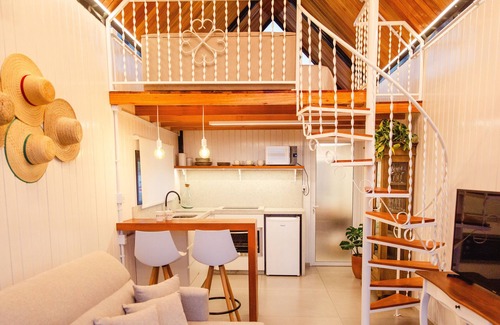 Garibaldi Ski Chalet | Alta Vista Cabanas