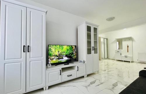 Scheia Apartment | Altheda Living White House 29F-2
