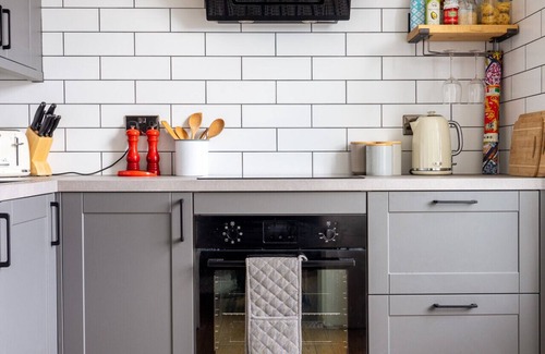Bonnington Apartment | ALTIDO Gorgeous 1-bed flat near Botanic Gardens