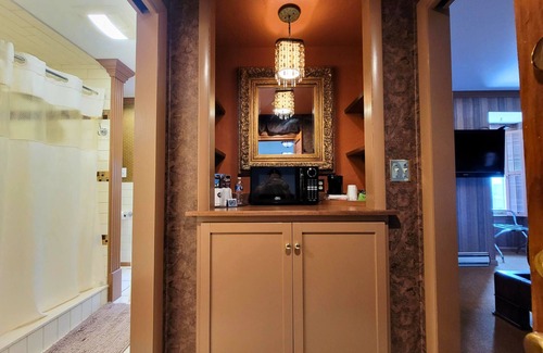 Abbottstown Hotel | Altland House Inn and Suites