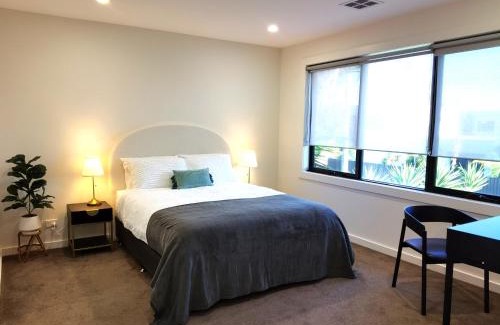 Altona House | Altona entire 3 bedrooms house