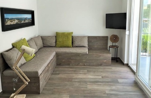 Buchenbach Apartment | Altstadt room Perfect location in Erlangen