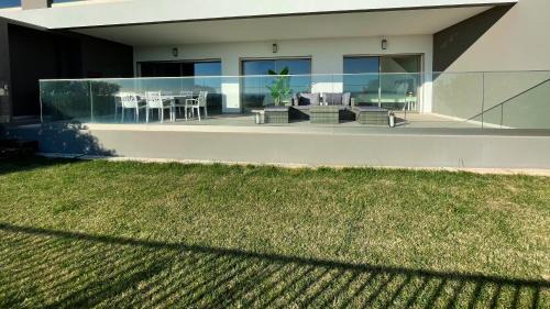 Patio Apartment | Alvorada Premium by Sunny Deluxe