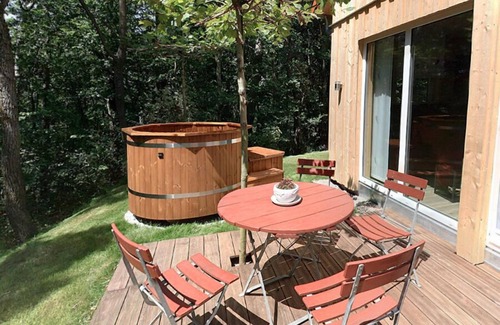 Markt Nordheim Apartment | Am Wald Gelegenes Ferienhaus mit Holzterrasse