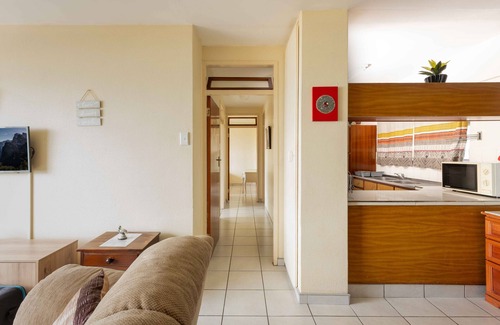 Kingsborough Apartment | Amanzi402 Oceanview Apartment