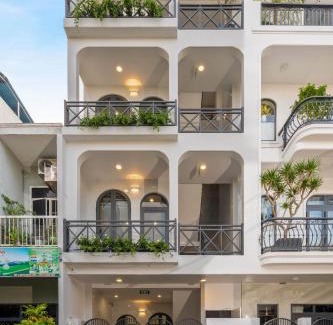 Ngu Hanh Son Apartment | Amara Apartment - Near My Khe Beach & City Center by The Key