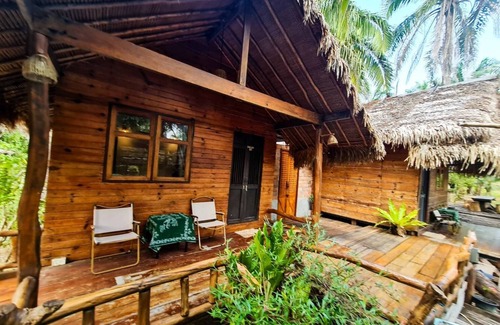 Huai Nam Khao House | Amarit Onsen Homestay