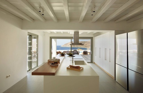 Xilokeratidi Villa | Amazing 12BR Mykonos Villa