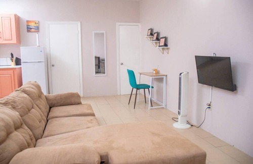 Saint John Parish Apartment | Amazing 2 bedroom apt 1 warm, cosy, comfortable