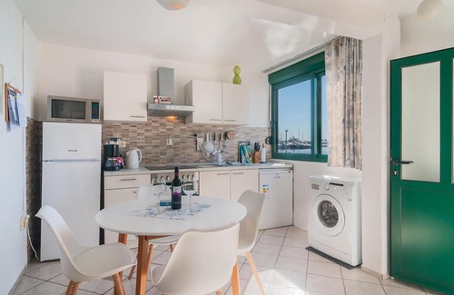 Kastel Gomilica Apartment | Amazing apartment in Kastel Gomilica