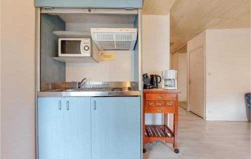 Usson-en-Forez Apartment | Amazing Apartment In Usson-En-Forez With Kitchen