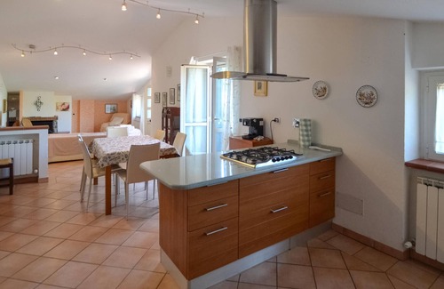 Collesanto Apartment | Amazing apartment in Magione