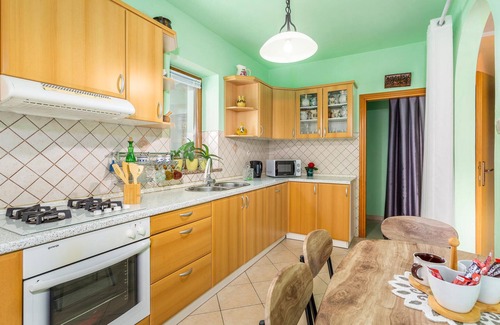 Poljica Apartment | Amazing apartment in Nenadici