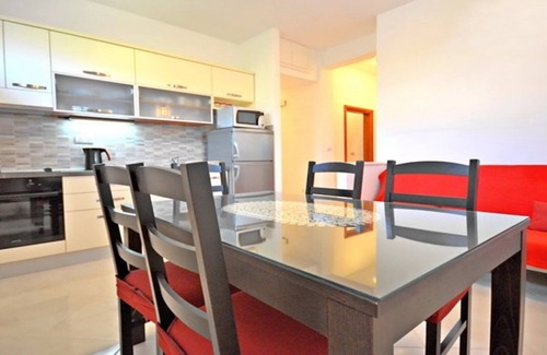 Podstrana Apartment | Amazing Beachfront Villa Palms