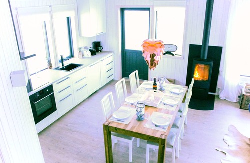 Selfoss Cabin | Amazing cabin with warm interior, hot tub, fire place, projector & magical views