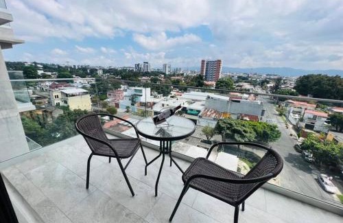 Zona 11 Apartment | Amazing Central apt with pool