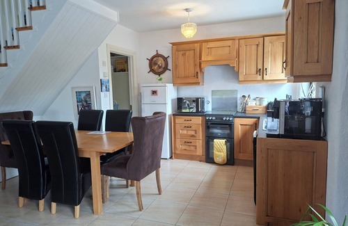 Oranmore Cottage | Amazing cosy cottage with all modern conviences in charming Galway