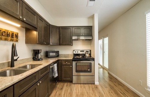 Northeast Heights Apartment | Amazing, Cozy, Safe, Near Hiking and Biking