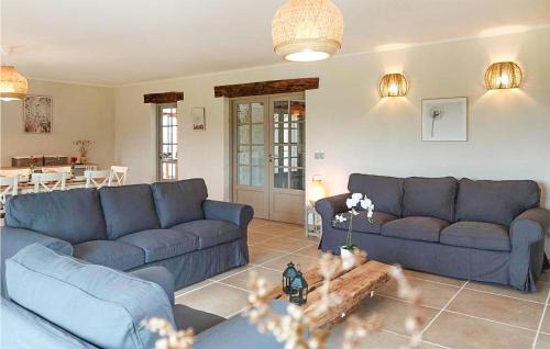 Lussas-et-Nontronneau House | Amazing Home In Lussas Et Nontronneau With Wifi