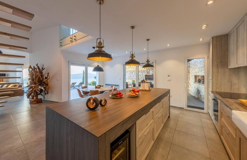 Sveta Jelena House | Amazing home in Moscenicka draga