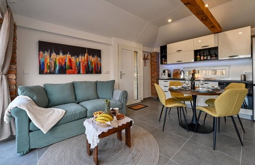 Donji Martijanec House | Amazing home in Donja Poljana