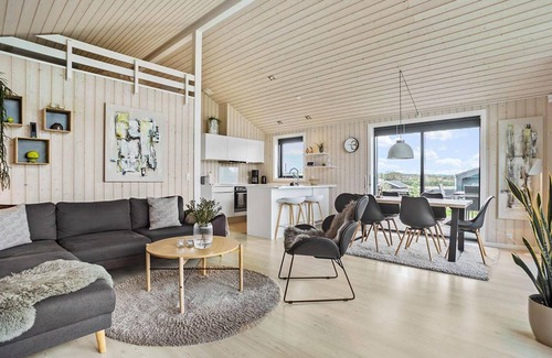 Slette Strand House | Amazing home in Fjerritslev