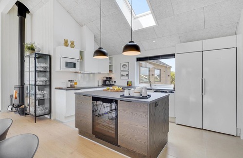 Bjerregard Strand House | Amazing home in Hvide Sande with sauna