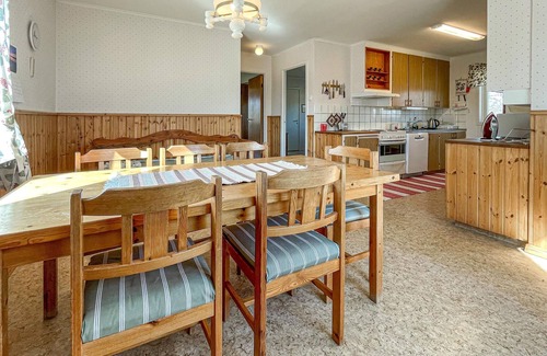 Mjoback House | Amazing home in Mjöbäck
