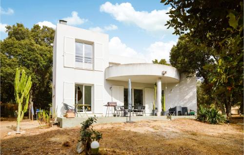 Pigna House | Amazing Home In Pigna With Kitchen