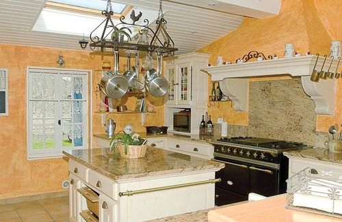 Rioux House | Amazing home in Rioux