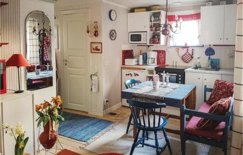 Sollebrunn House | Amazing Home In Sollebrunn With Wifi