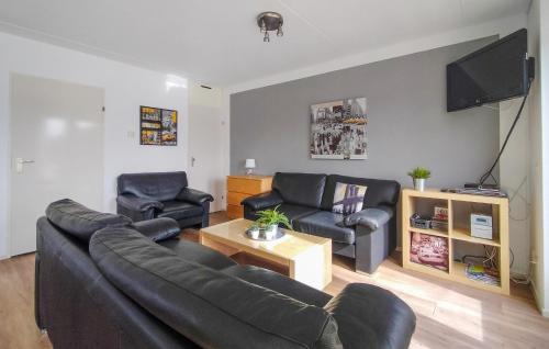 Vlagtwedde House | Amazing Home In Vlagtwedde With Wifi