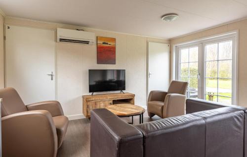 Wagenborgen House | Amazing Home In Wagenborgen With Wifi
