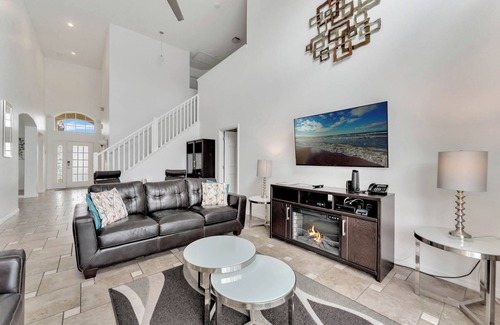Lake Berkley House | Amazing Lake View w/Pool - Disney Area - Lake Berkley