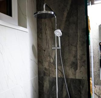 Piatra Neamt Apartment | Amazing Like Home - Cozy and Quiet