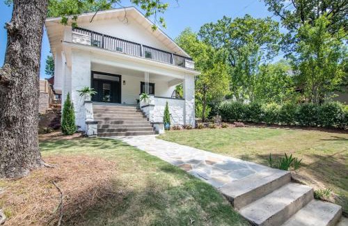Birmingham House | Amazing Location! Family And Pet Friendly