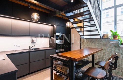 Erzsebetvaros Apartment | Amazing LOFT on Vaci street 3BR 3BHR