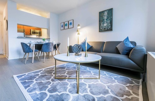 Tudor City Apartment | Amazing Midtown East 1 Bed w/Gym, Rooftop #6118