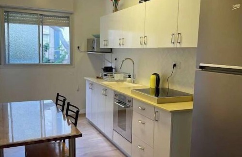 Haifa Apartment | Amazing New Boutique Apartment with Balcony @ Carmel Center by Casa Carmel