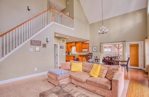 Flat Hollow Marina House | AMAZING NORRIS LAKE HOUSE WITH DOCK
