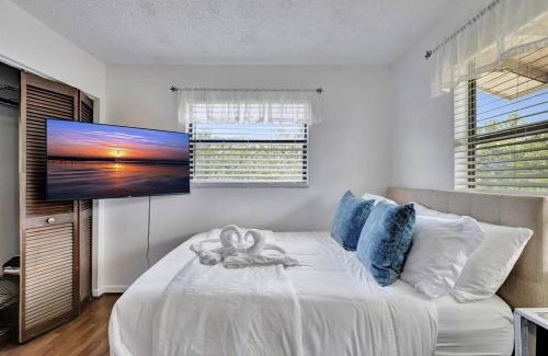 Oldsmar House | Amazing Private Beach Home