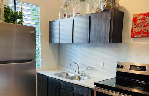 Santurce Apartment | Amazing Pvt Room/Lg Artsy Loft