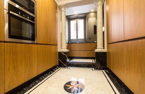 Monti Apartment | Amazing View Colosseo