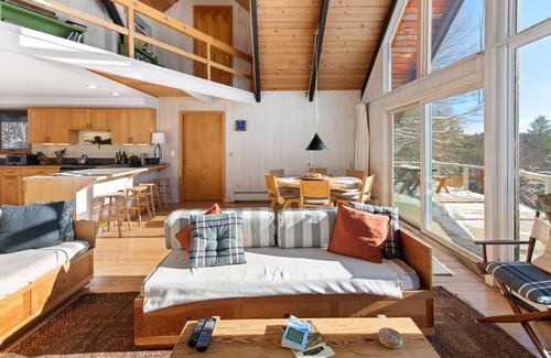 Monroe Bridge Ski Chalet | Amazing View w/Deck, Pond, Sledding Hill - 137+ acres - Great for Families